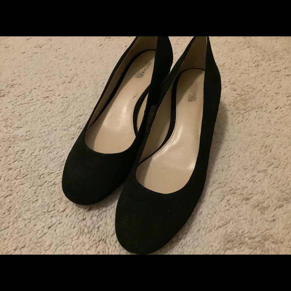 Shoes - Picture 16 of 16